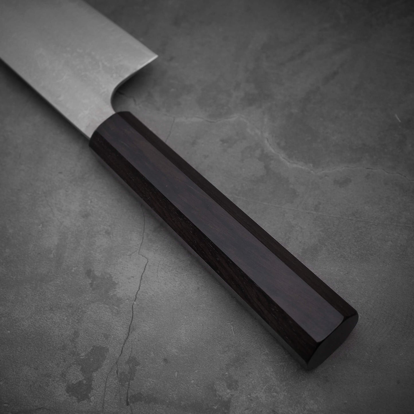 Close up view of the handle of Hatsukokoro ginsan damascus gyuto 240mm