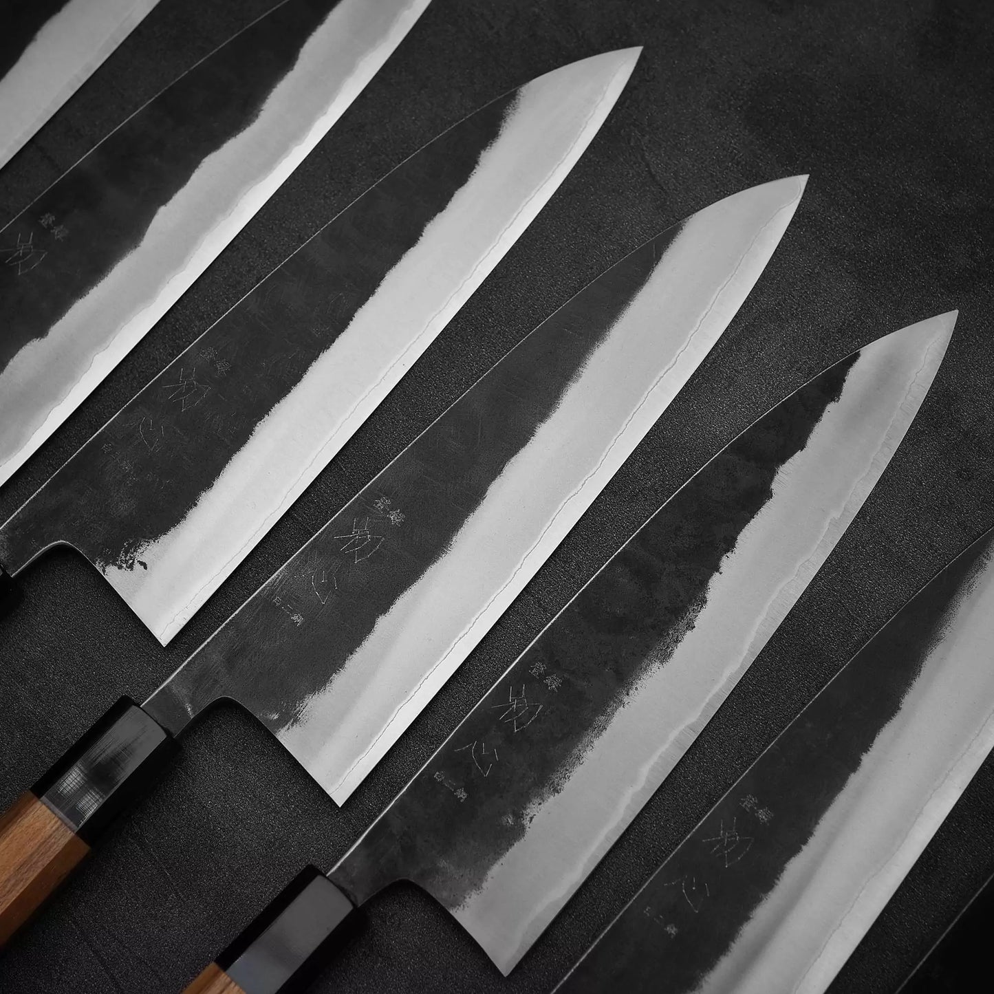初心 黒風 黒打白紙#2 牛刀 210mm