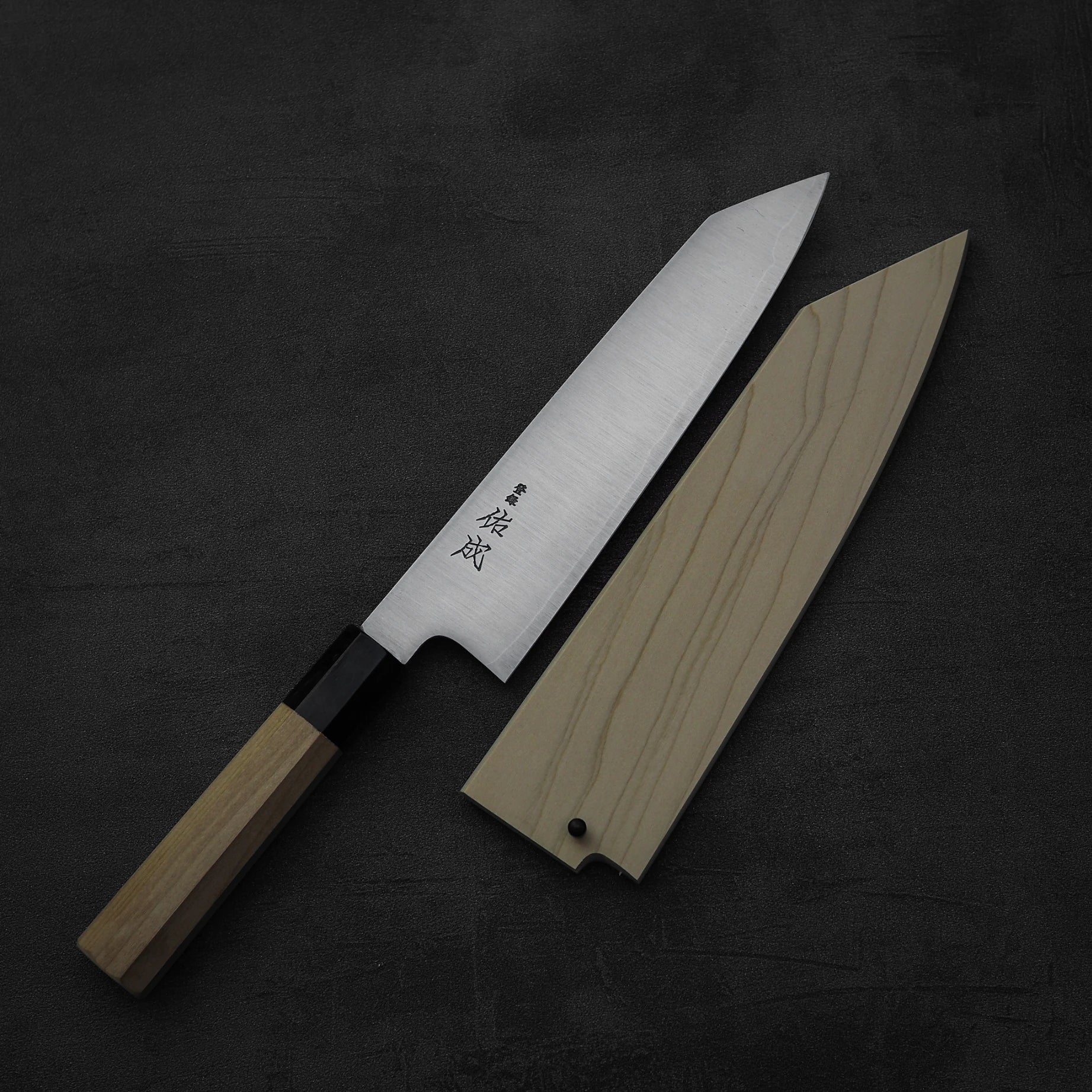 http://zahocho.com/cdn/shop/files/zahocho-japanese-knives-sukenari-sg2-kiritsuke-gyuto-210mm-1.webp?v=1701566228