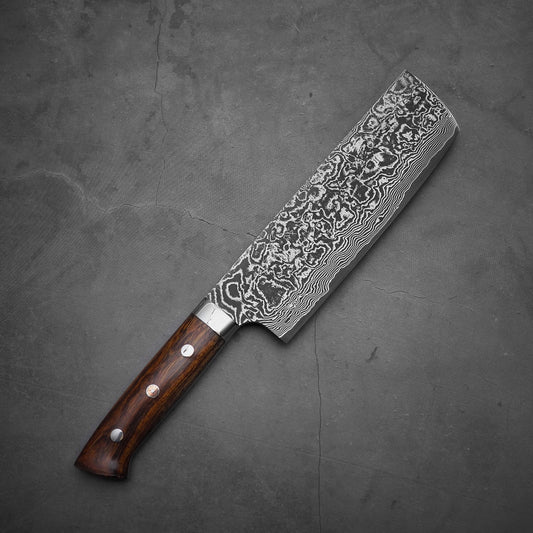 Top view of Takeshi Saji black damascus SG2 nakiri ironwood