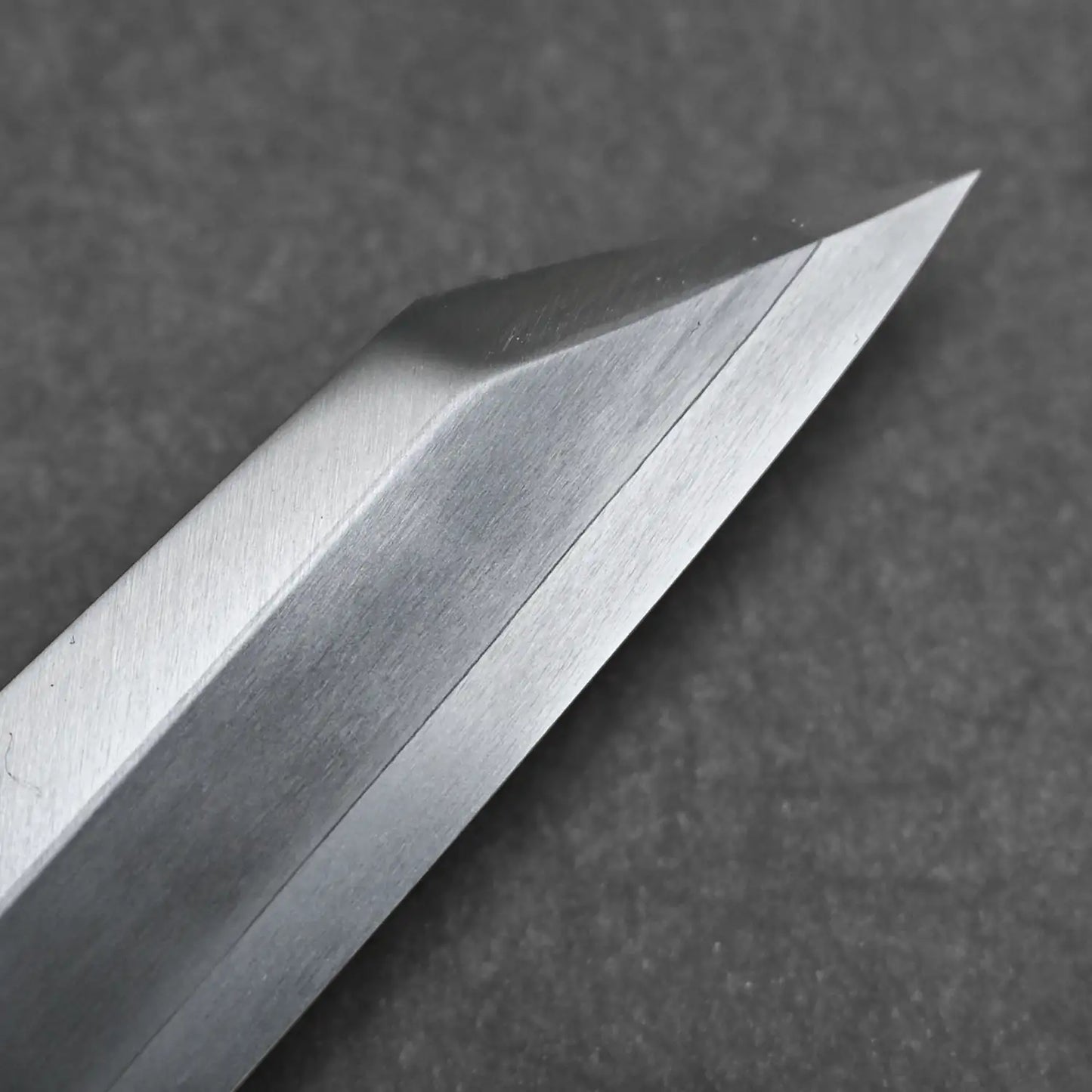Macro detail of the ginsan ktip yanagi showing the tip area