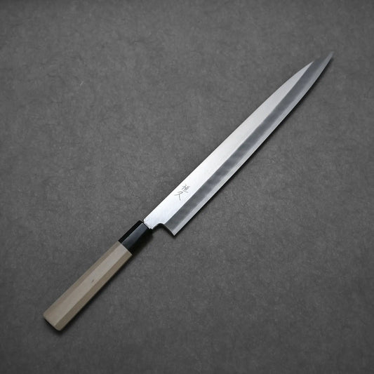 Full profile view of Tsunehisa ginsan yanagiba 300mm