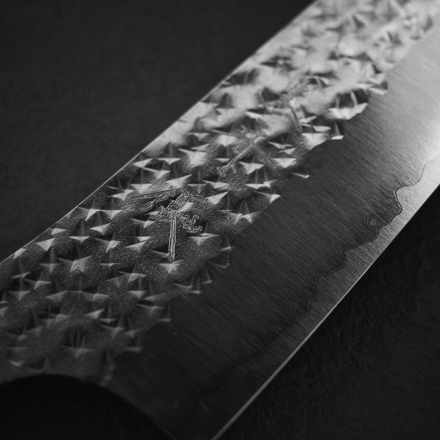 Close up view of the front blade of Yu Kurosaki SG2 Senko bunka 165mm
