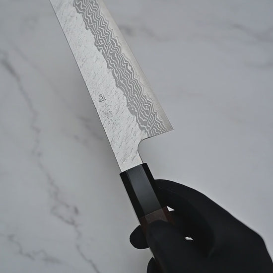 Video of 210mm Nigara tsuchime damacsus VG10 gyuto knife