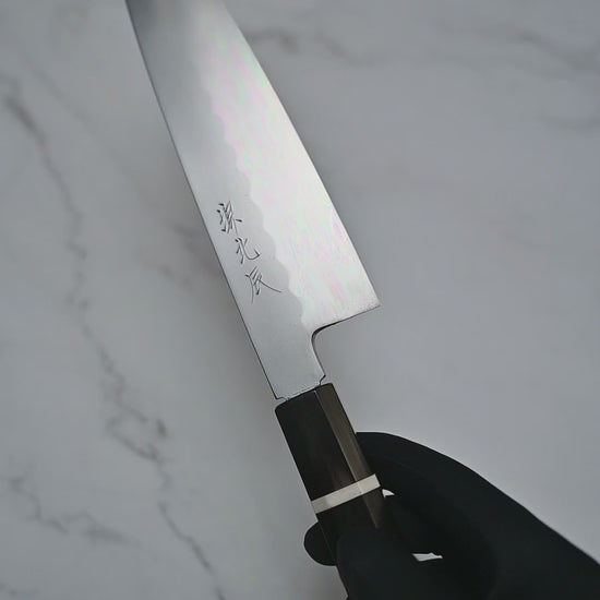 Video showing 210mm Yoshikazu Ikeda shirogami#3 honyaki gyuto knife