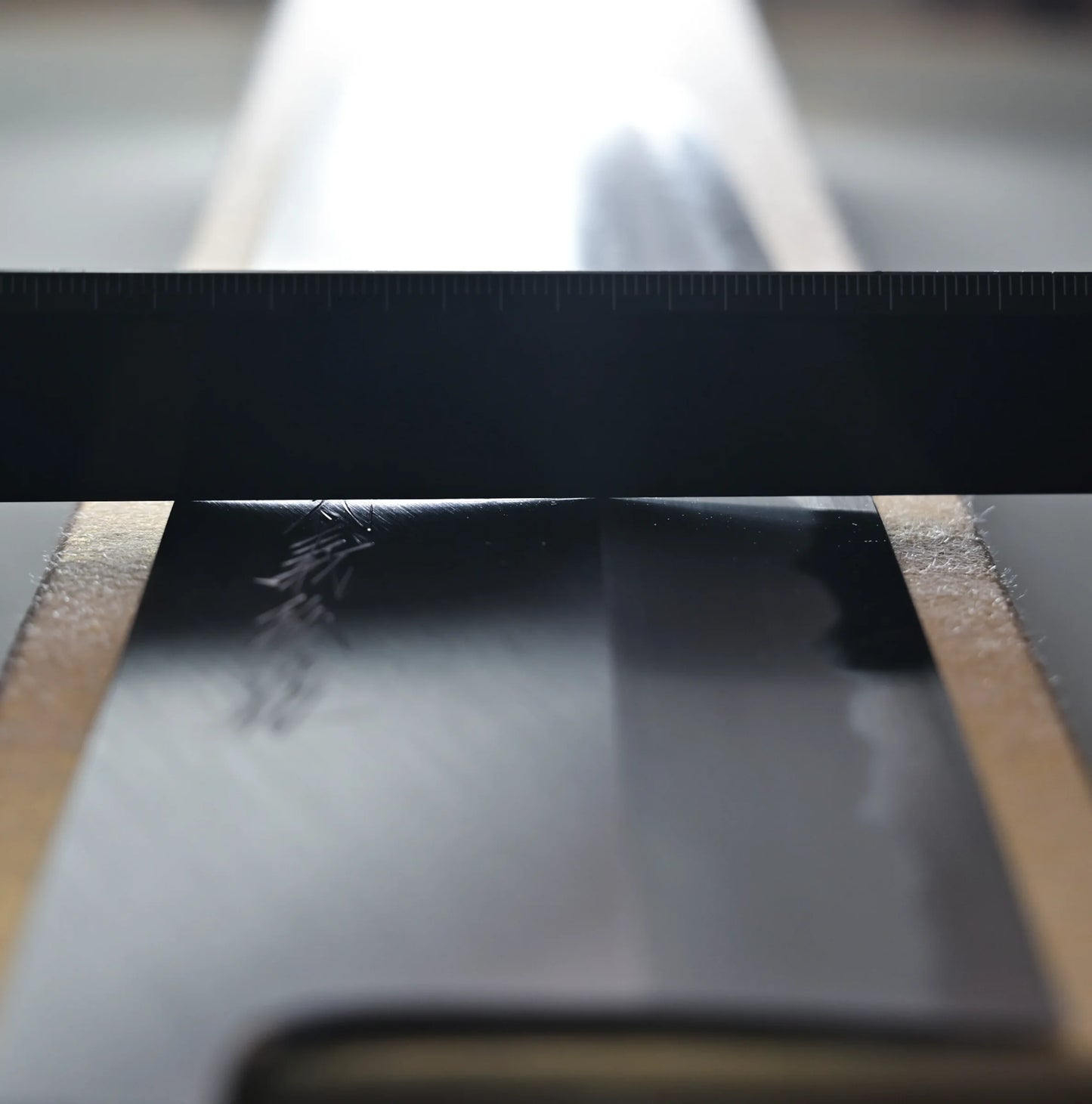 Grind of AS gyuto showing the concavity on the hira