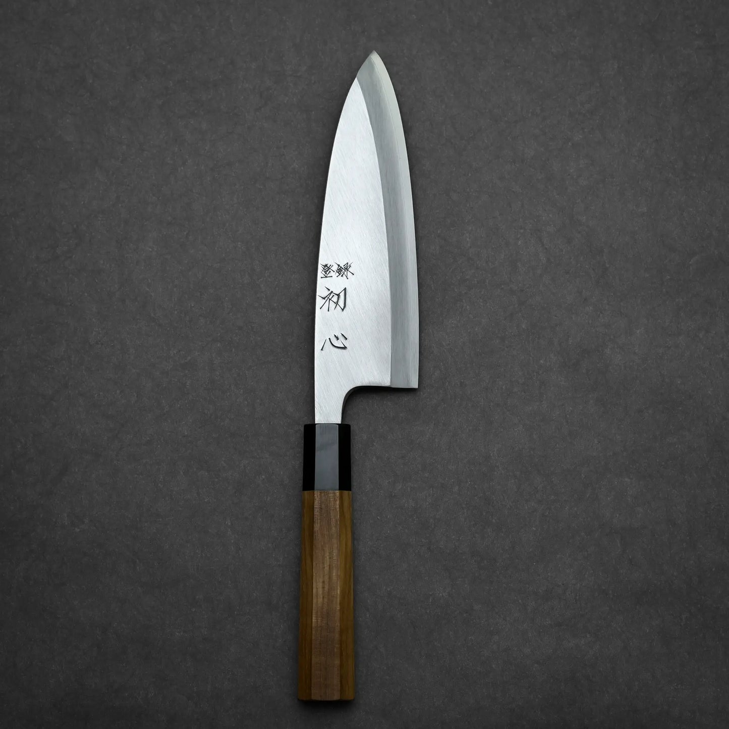 180mm Hatsukokoro Shirasagi ginsan deba knife demonstrating full blade shape