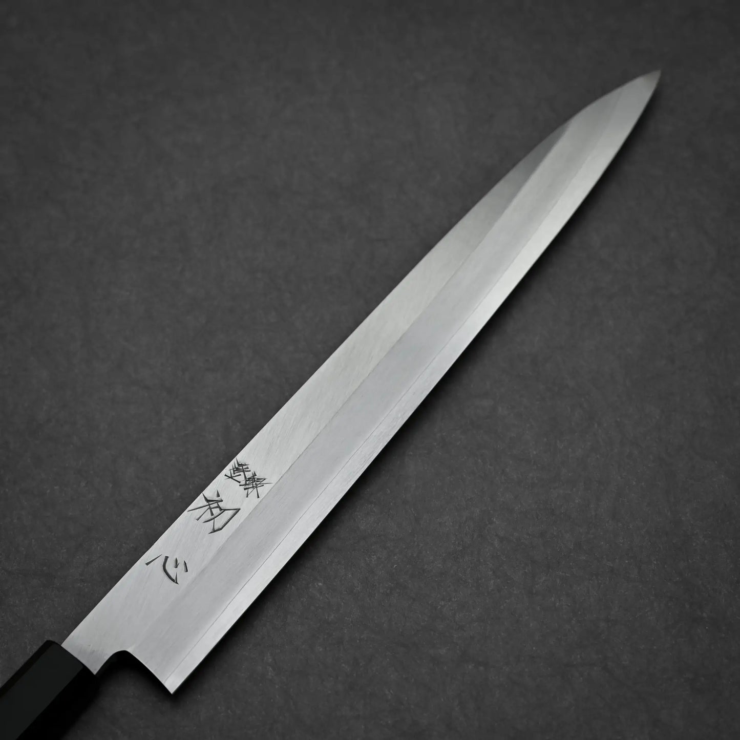 300mm Hatsukokoro Shirasagi ginsan yanagiba knife main side view