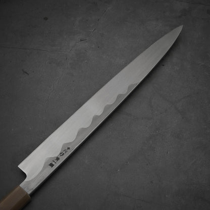Close up view of the back side of Nakagawa yanagiba with aogami#1 steel. This sushi knife is sharpened by Morihiro hamono. 