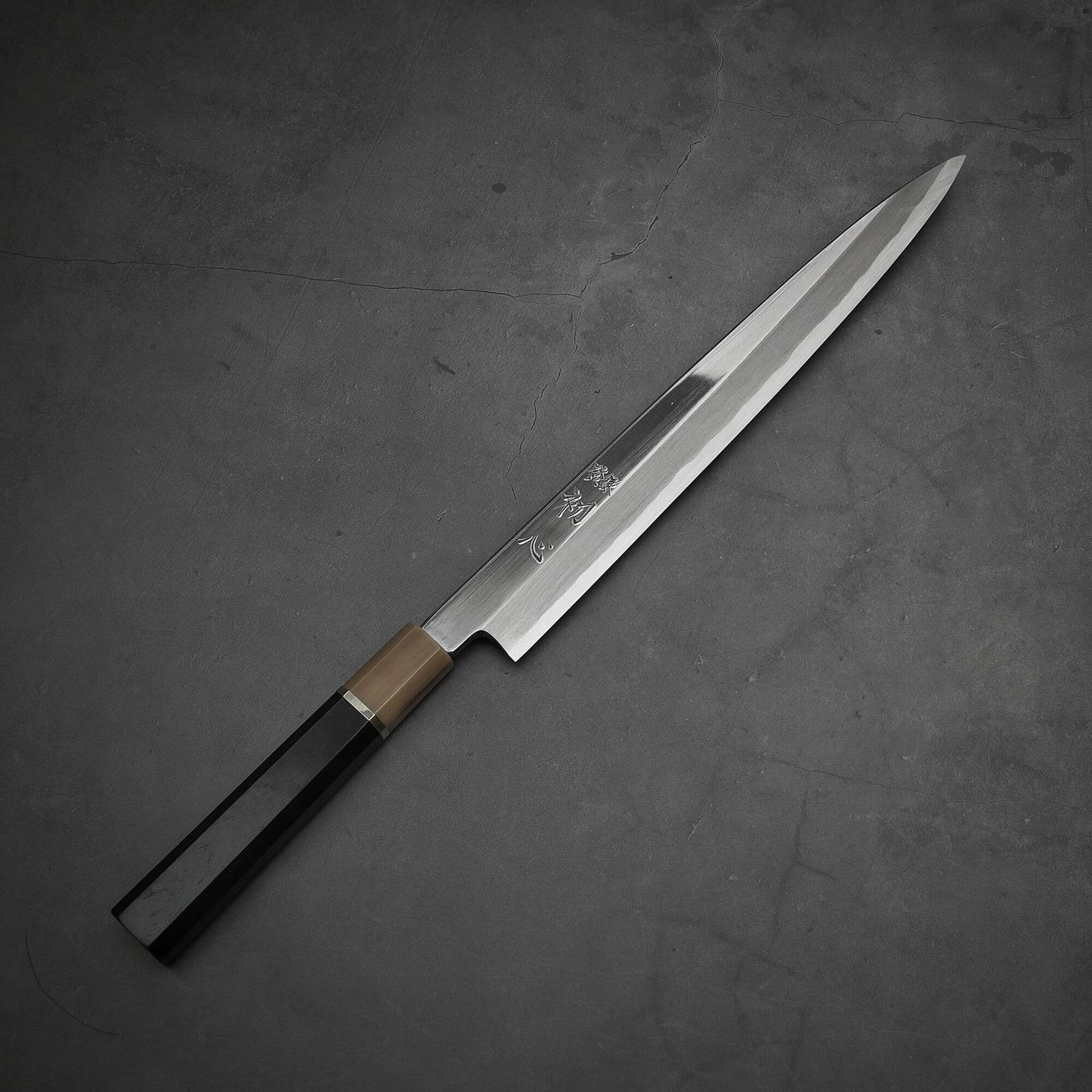 Top down view of Nakagawa yanagiba with aogami#1 steel. This sushi knife is sharpened by Morihiro hamono. 