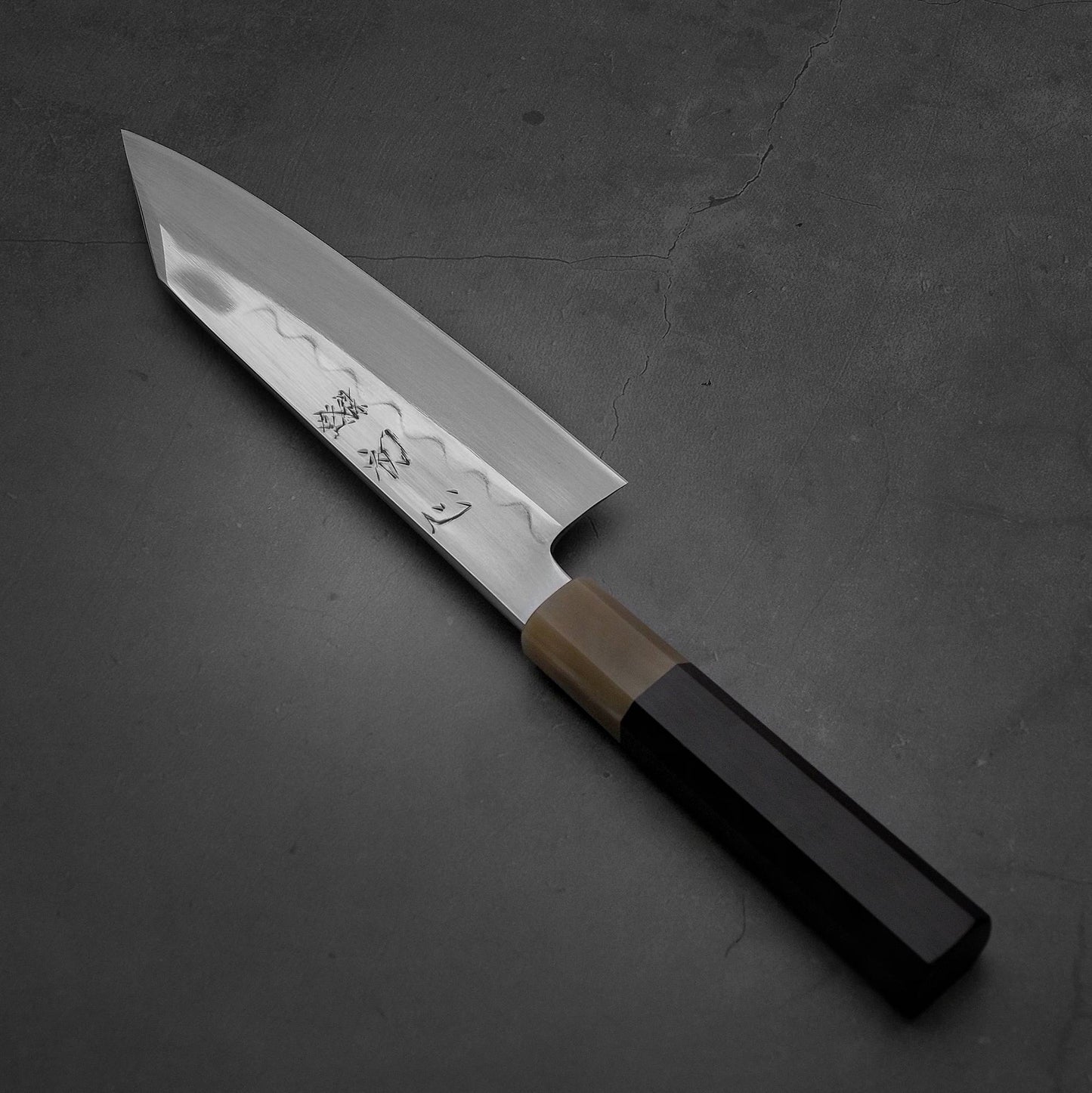 Top down view of  Nakagawa shirogami#3 honyaki bunka. This Japanese knife is sharpened by Morihiro hamono. 