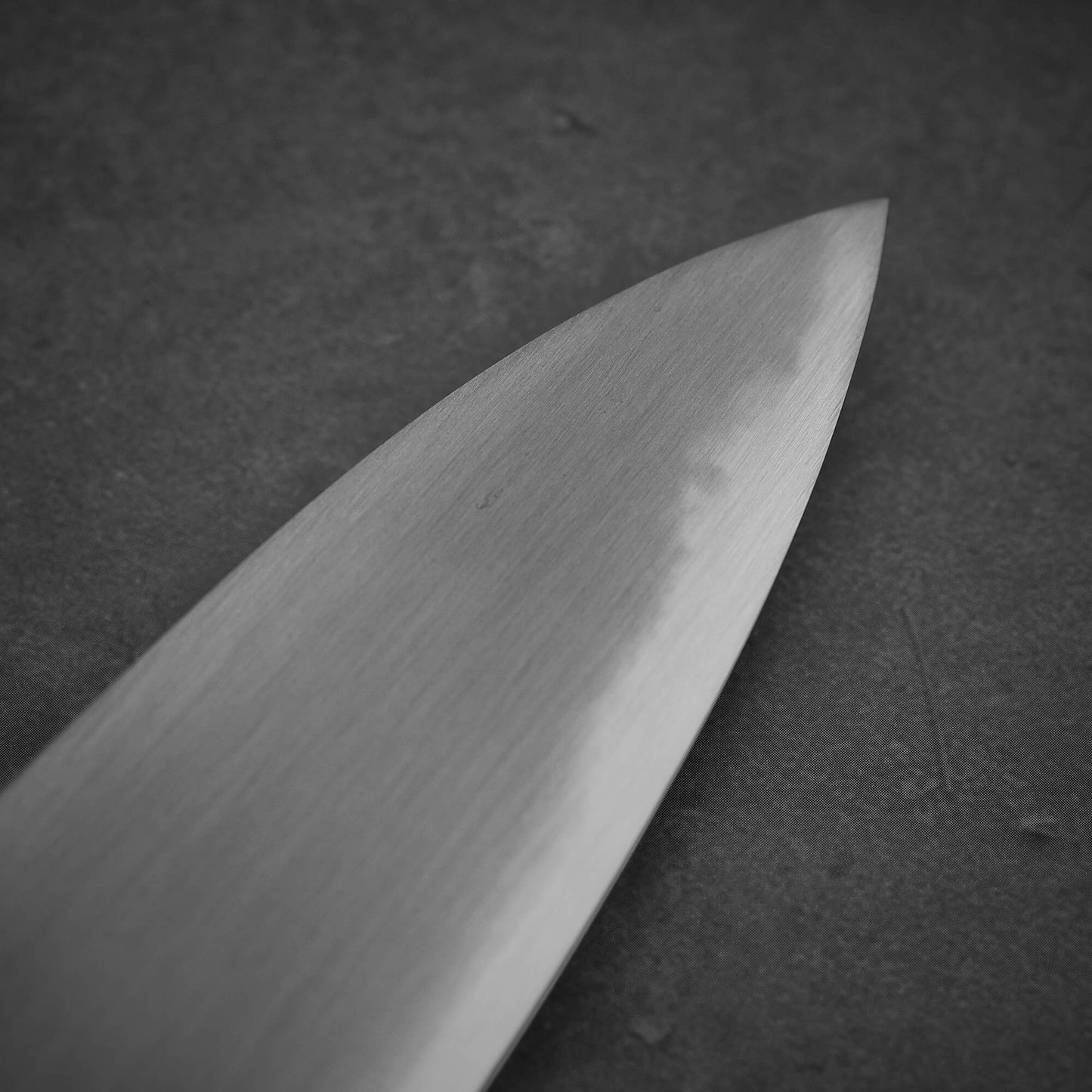 Close up view of the tip area of Nakagawa aogami#2 gyuto