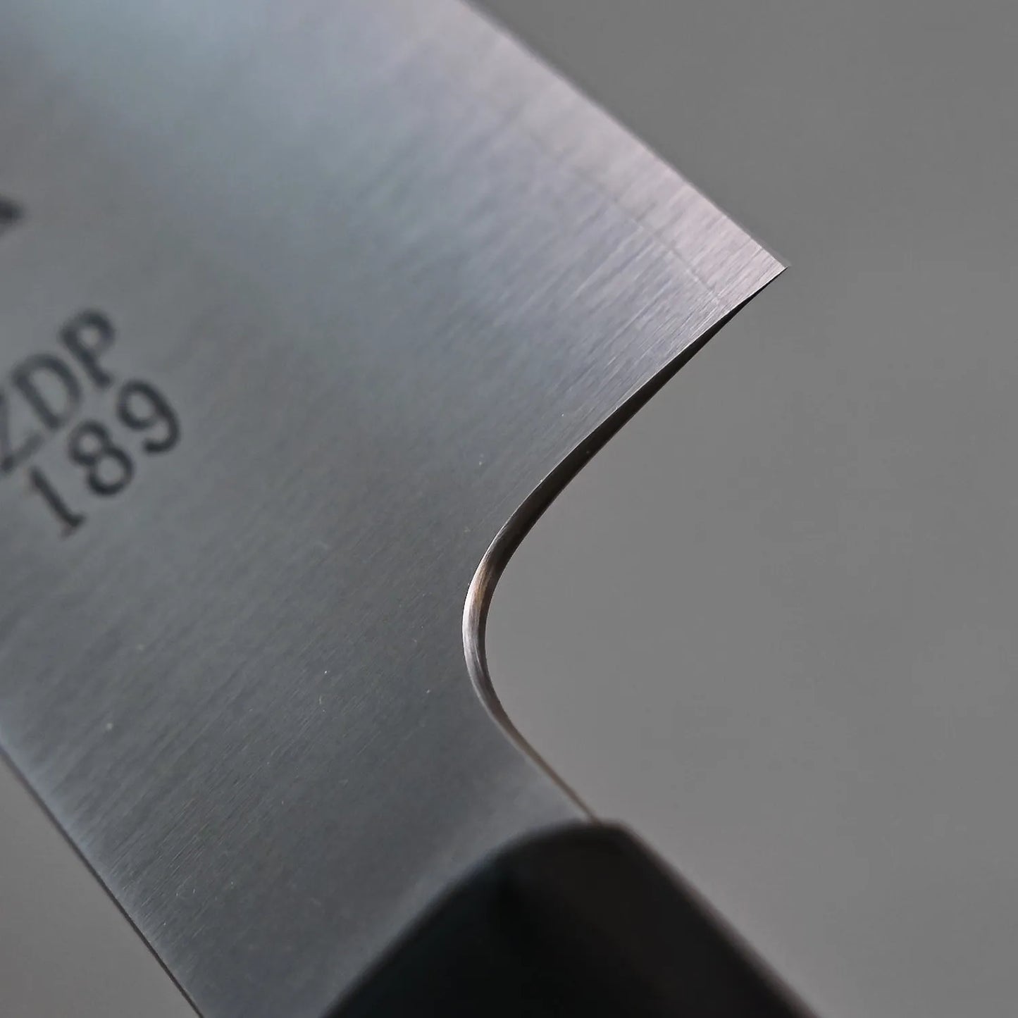 Sukenari ZDP189 gyuto 195mm