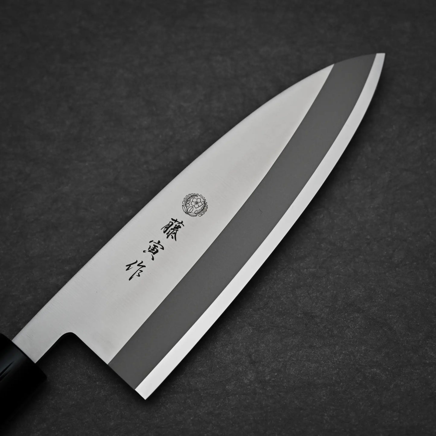 165mm Tojiro MV deba knife right side view of blade