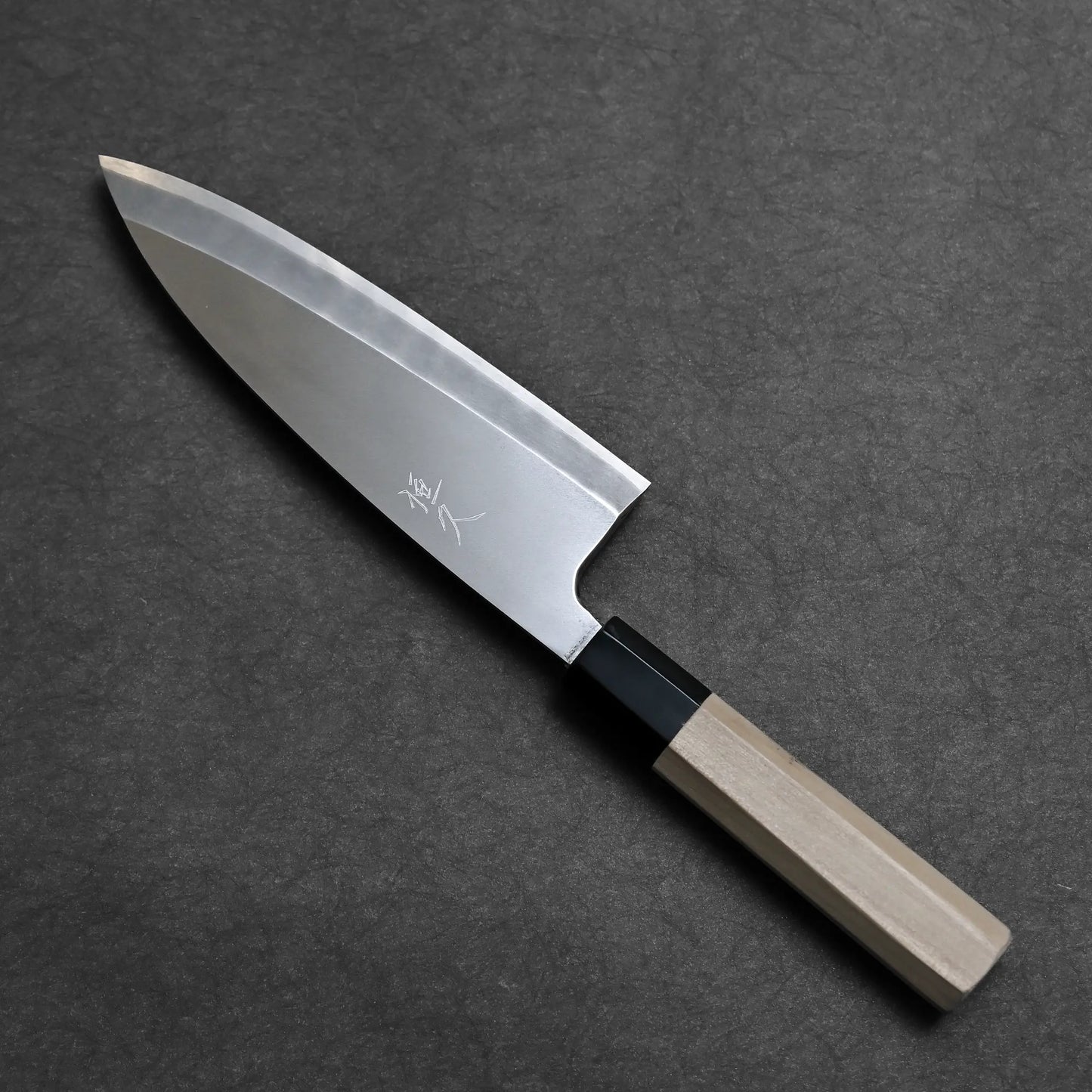 Tsunehisa knife ginsan 180mm deba showing entire blade length