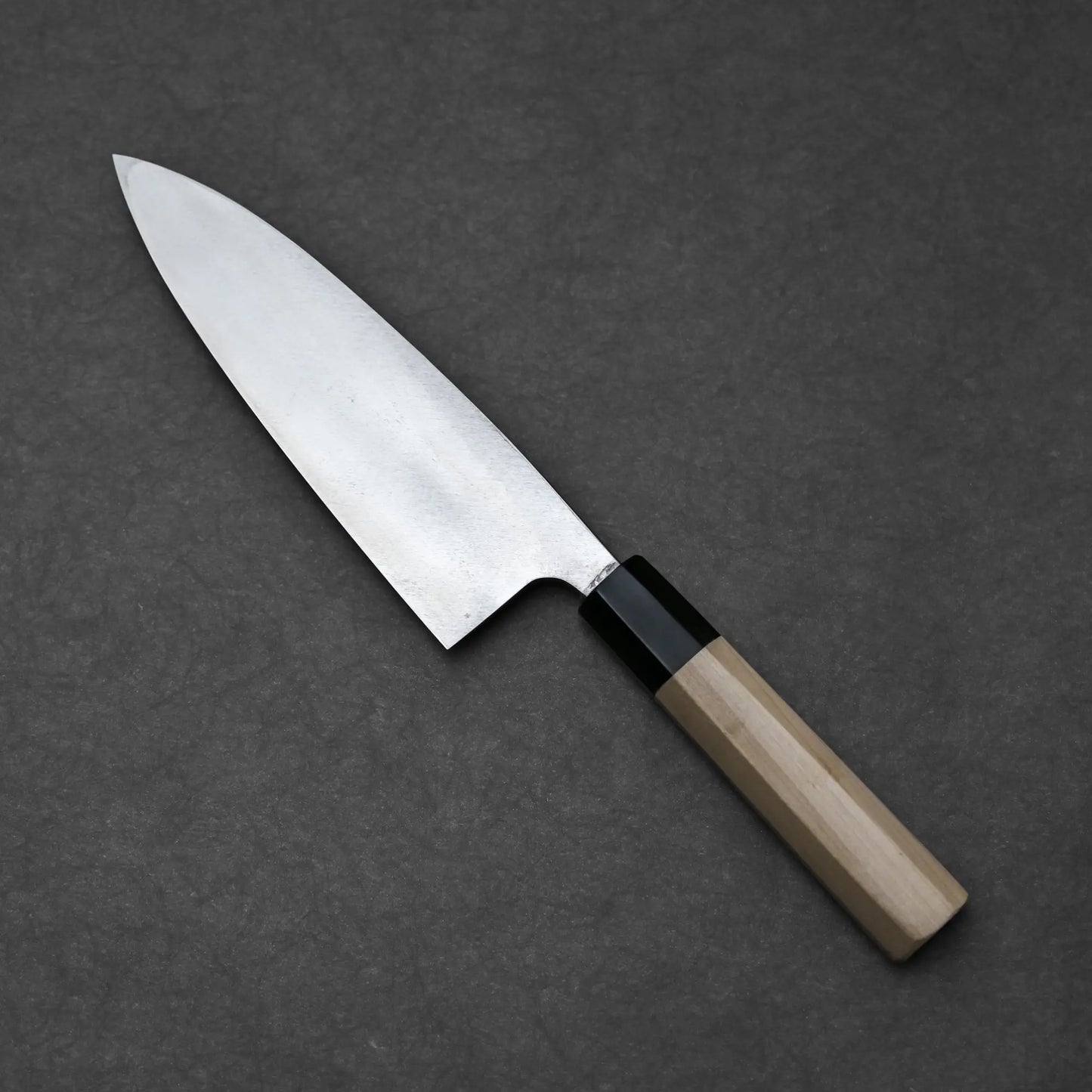 Tsunehisa knife ginsan 180mm deba presenting full blade outline