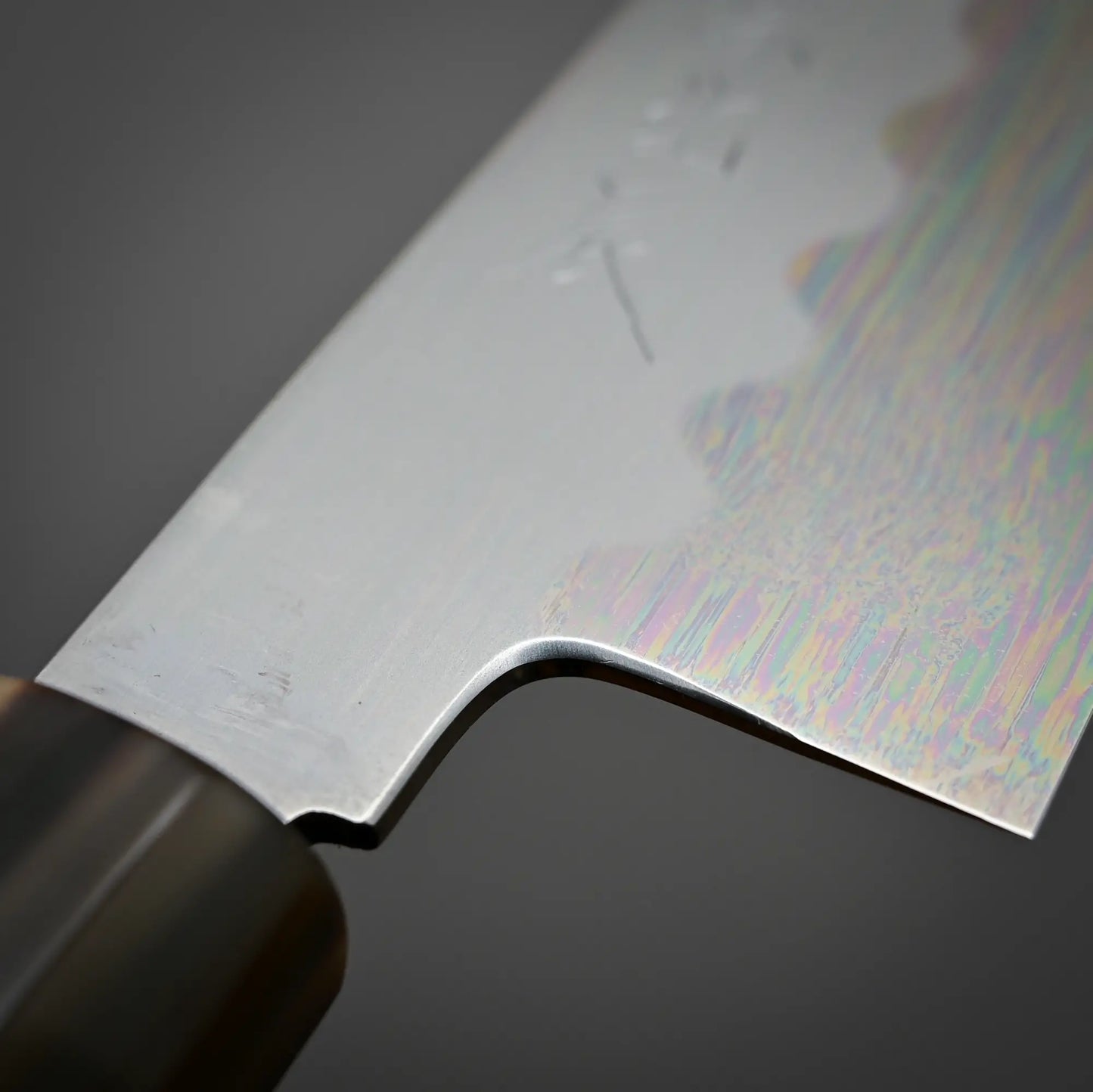 Close-up view of the choil of 240mm Yoshikazu Ikeda shirogami#3 honyaki gyuto knife