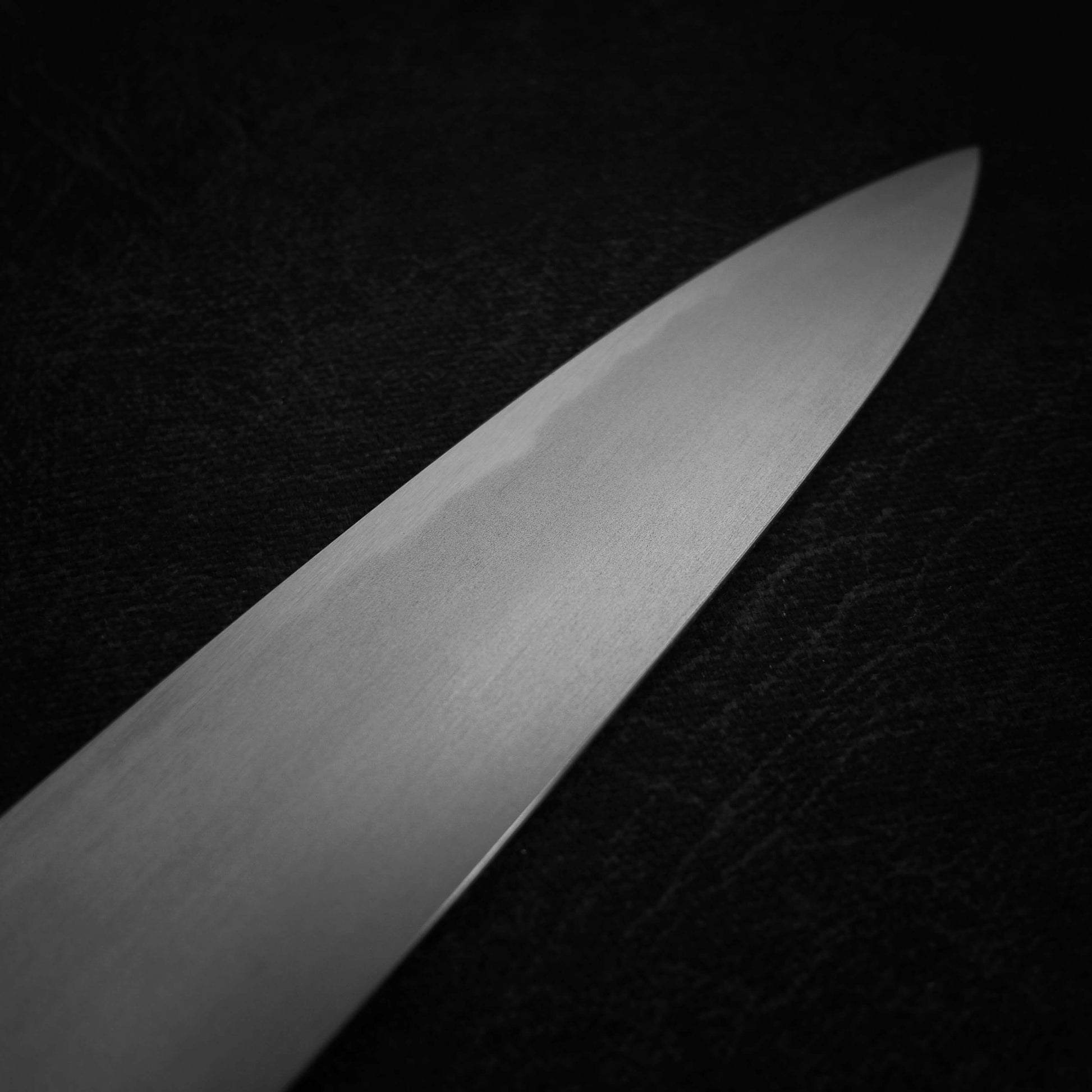 Ittosai Kotetsu Gokujyo honkasumi shirogami #2 gyuto 240mm - Zahocho Japanese Knives