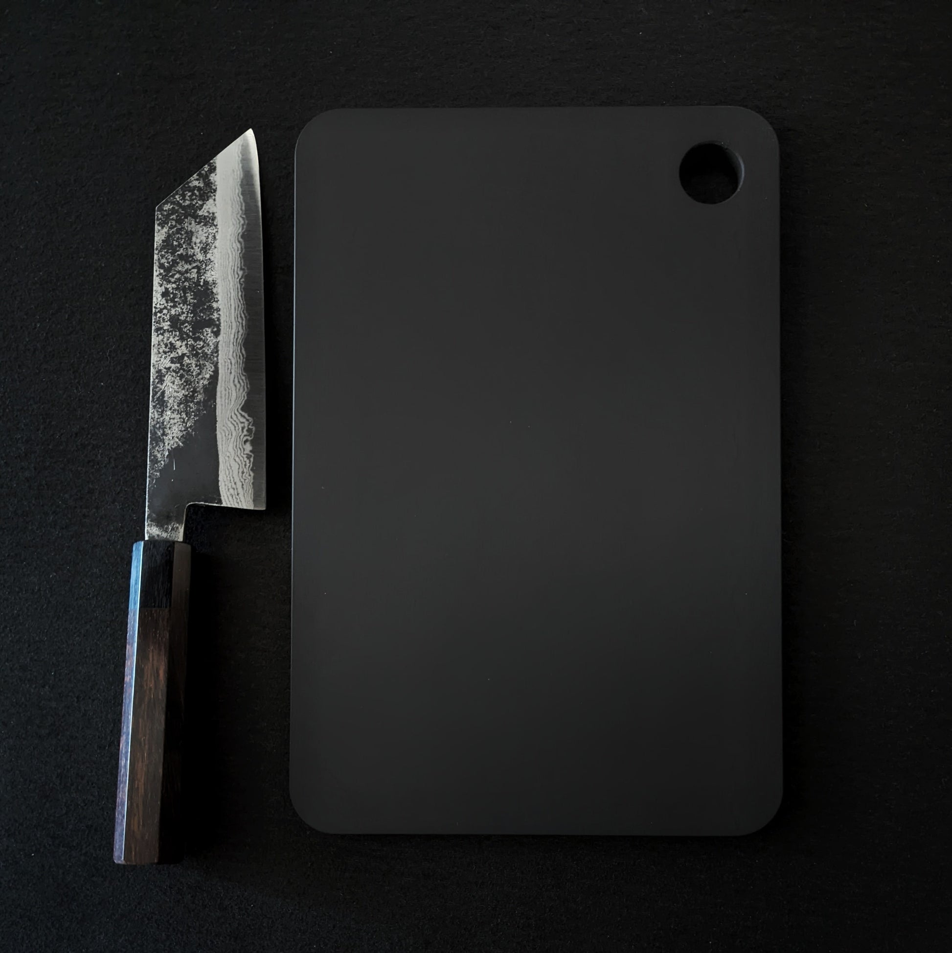 https://zahocho.com/cdn/shop/products/zahocho-japanese-knives-asahi-black-cutting-board-rubber-1a.jpg?v=1659347228&width=1946