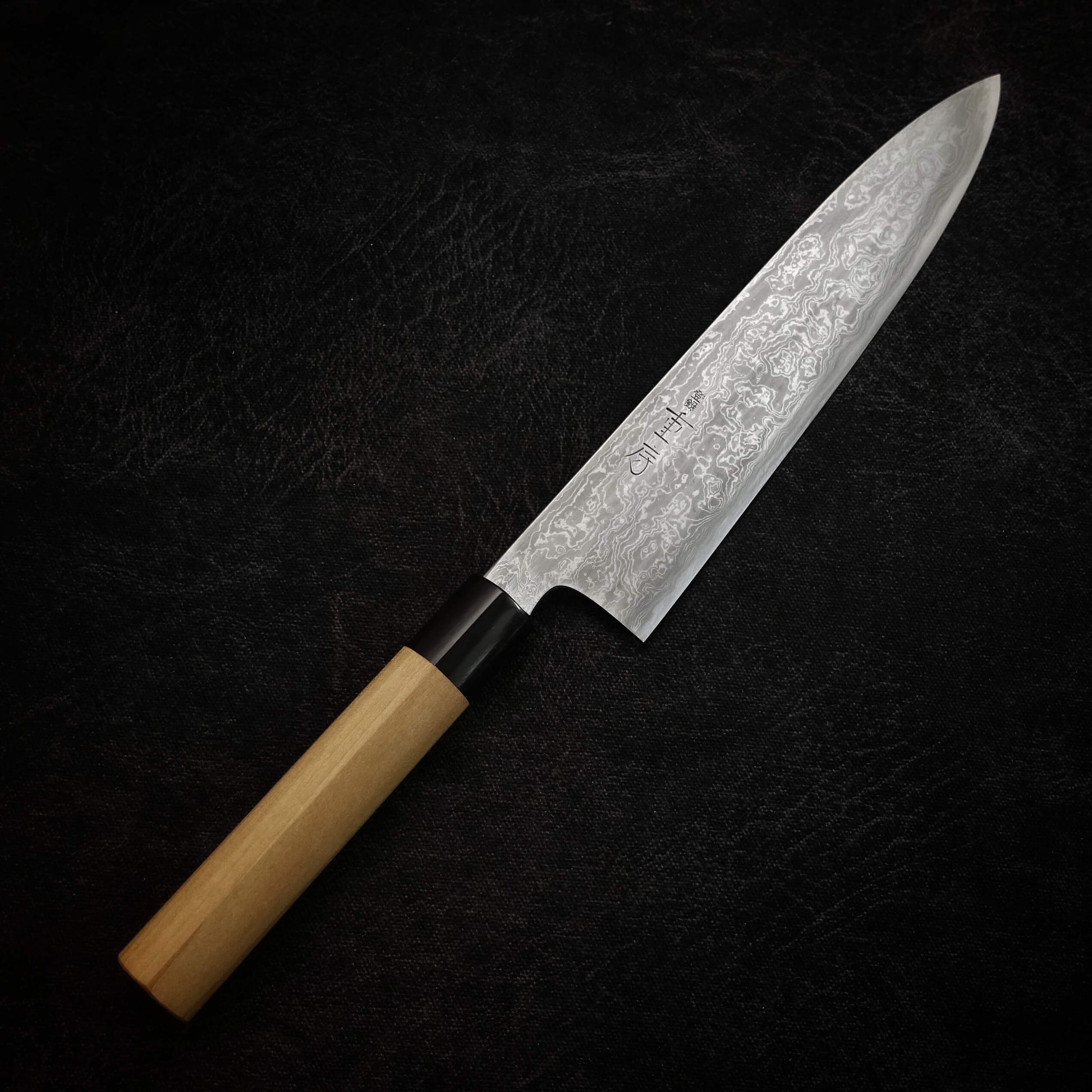 240mm kitaeji gyuto Shigefusa knife showing full profile view